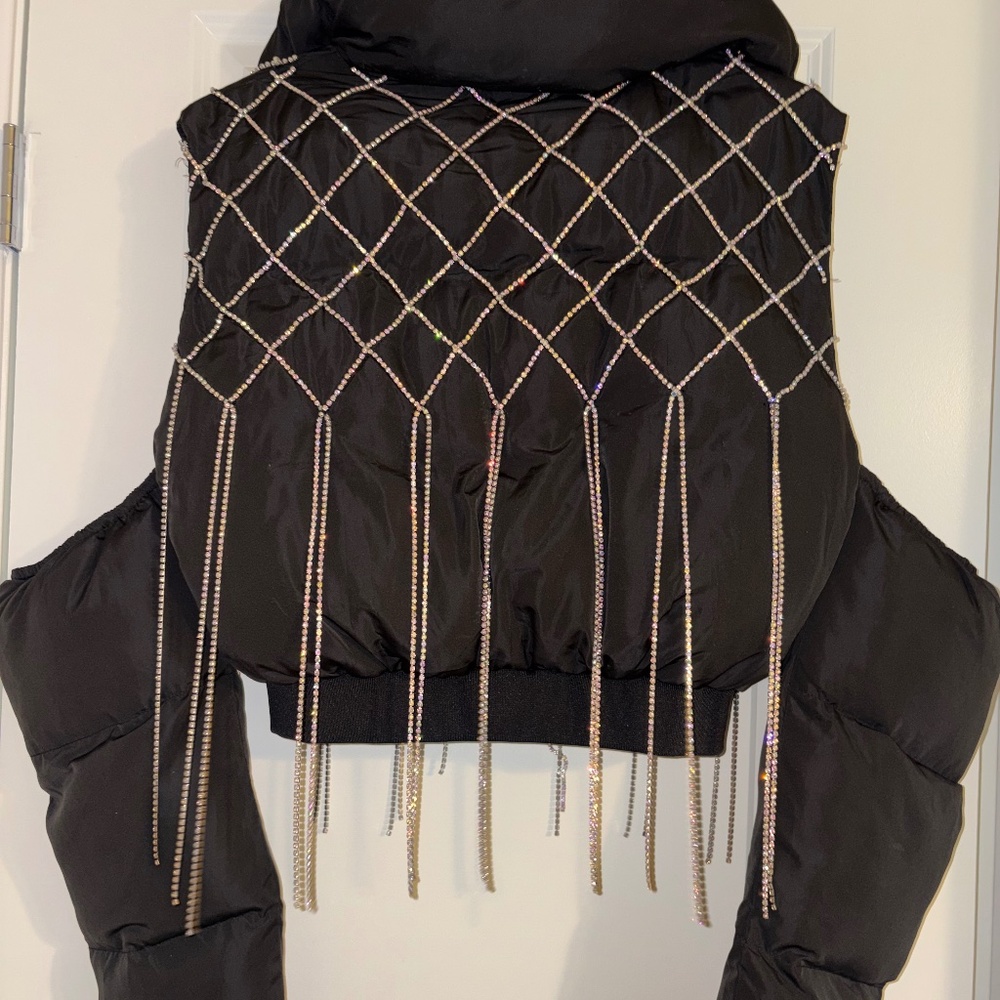 AKIRA Black Cold-Shoulder Puffer Coat With Iridescent Rhinestones Size M - Picture 10 of 16